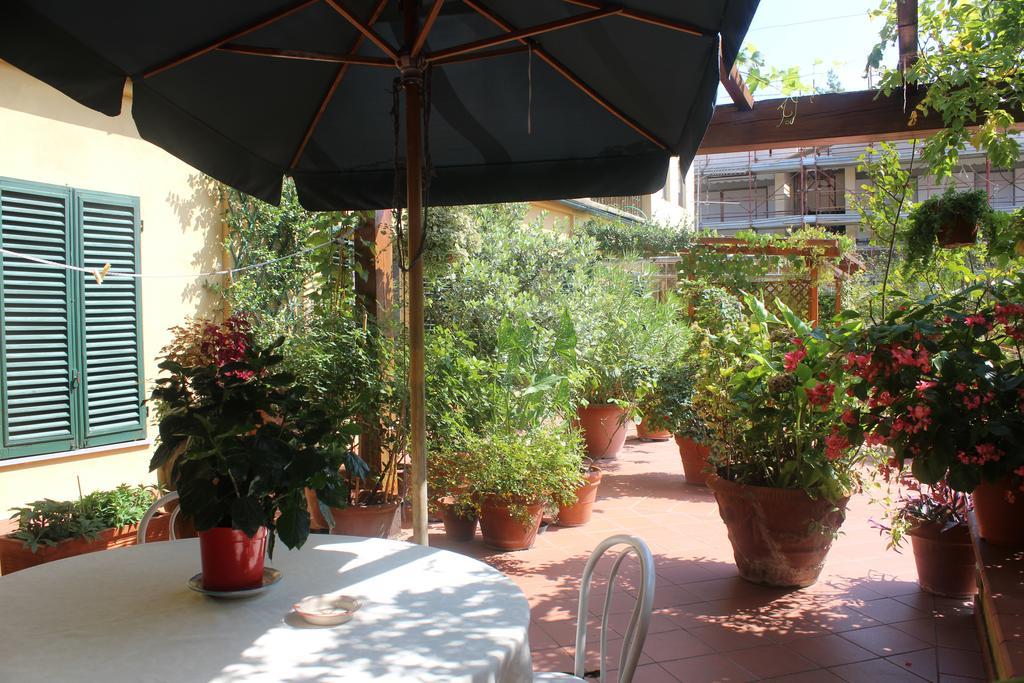 La Terrazza Da Ernestina Apartman Lucca Szoba fotó