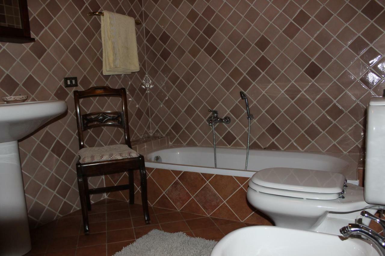 La Terrazza Da Ernestina Apartman Lucca Kültér fotó